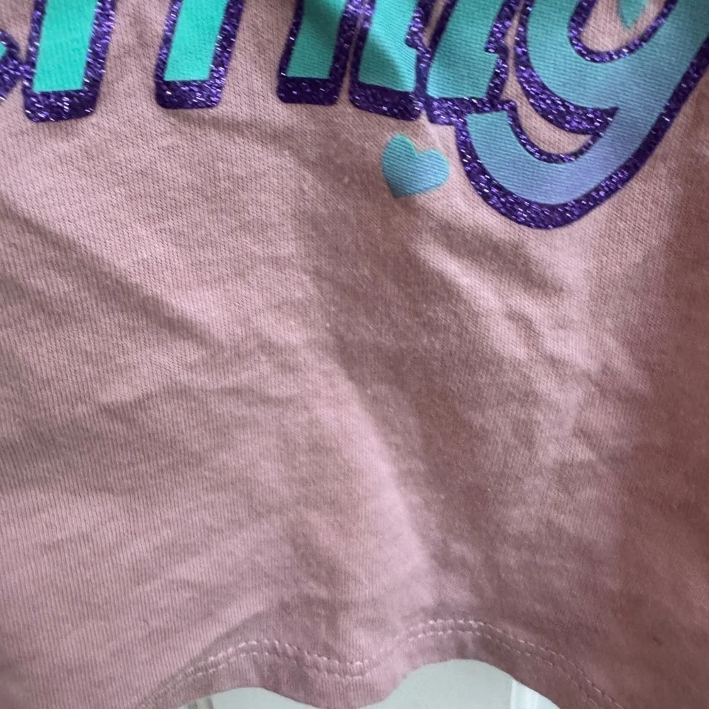 Children’s Place 2T Girls Pink Short Sleeve Tee Cute Runs in the Family
